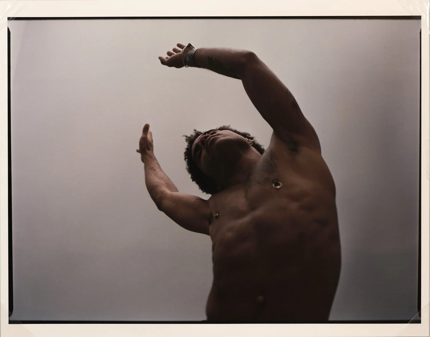 LA WOMAN | Store - LENNY KRAVITZ, NYC 1998, SURFACE MAG, ARMS UP